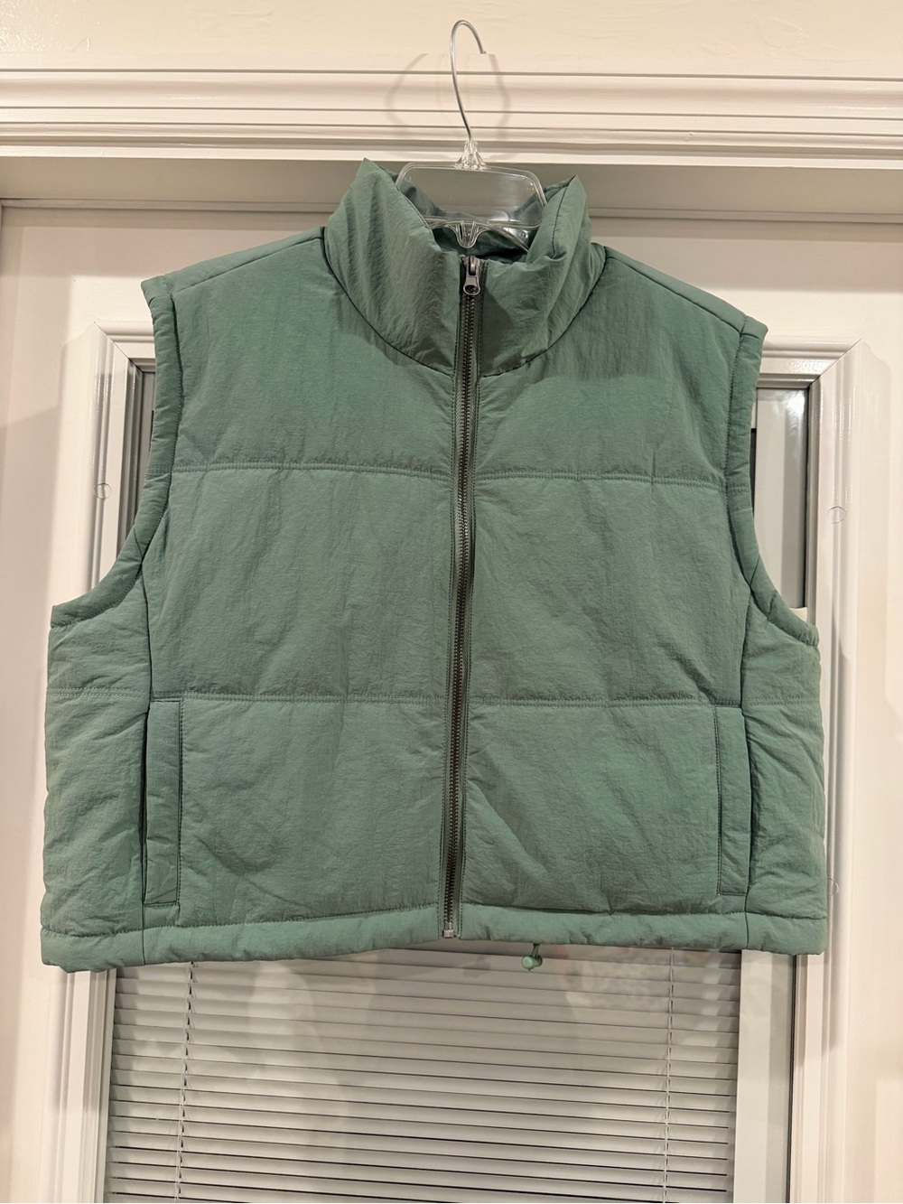 Thread & Supply Women’s Sage Green Quilted Puffer Vest